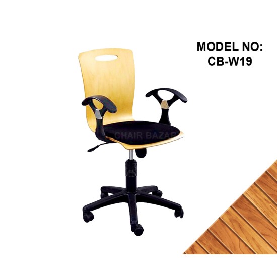 WOODEN CHAIR